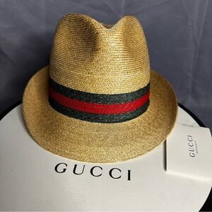 Gucci, woven straw fedora. Women’s, size Large